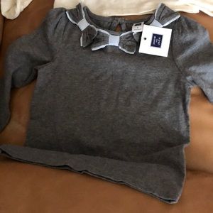 Little girl grey shirt